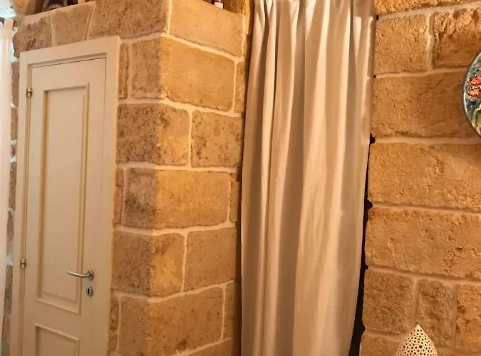 Dimora La Nicchia ゲストハウス 4*