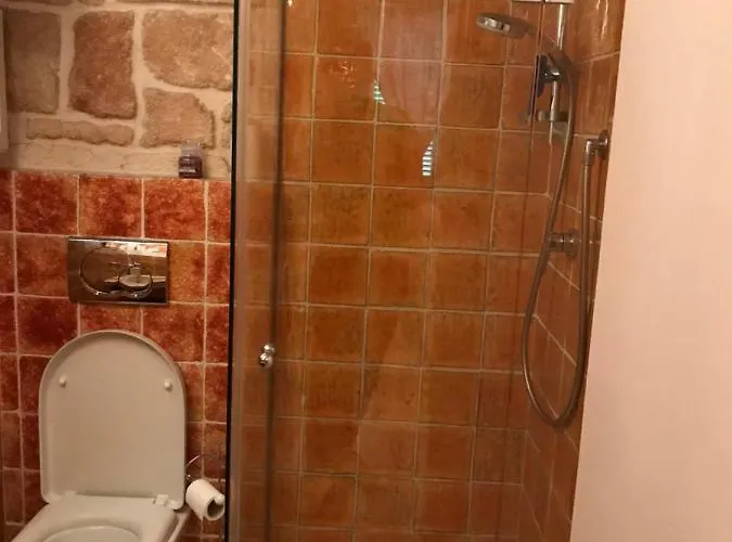 ゲストハウス Dimora La Nicchia 4*