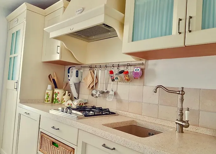 ゲストハウス Dimora La Nicchia 4*