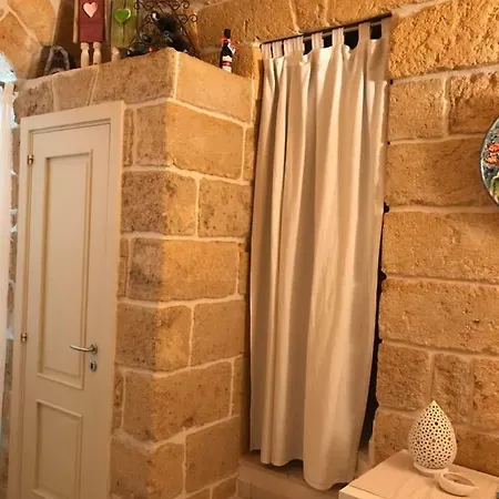 Dimora La Nicchia Гостевой дом 4*